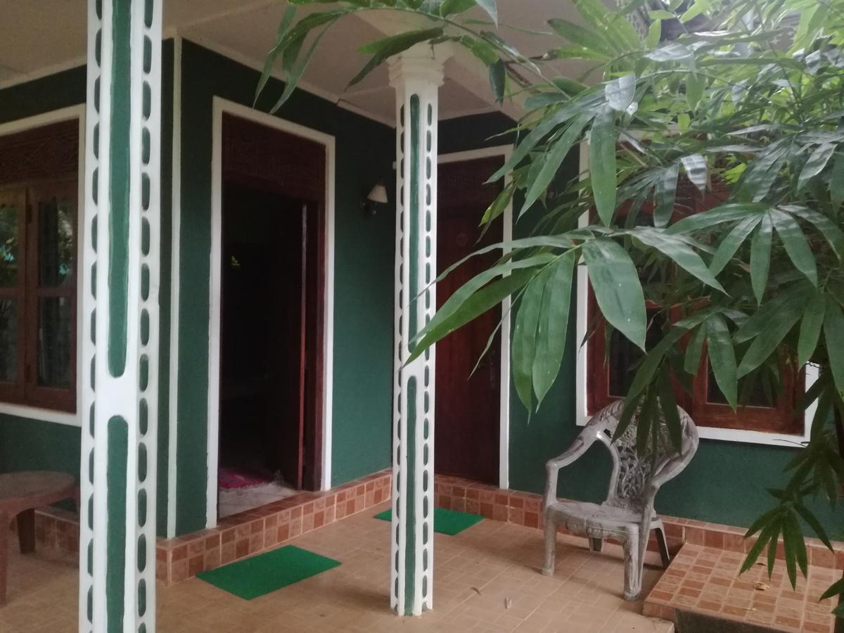 Deshani Holiday Inn Dambulla Exterior foto